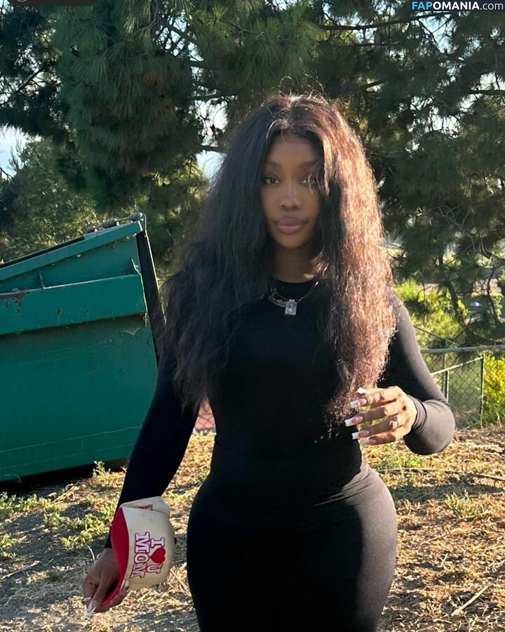 SZA / Solana Rowe / thejad3x Naken OnlyFans  Läckta Foto #52