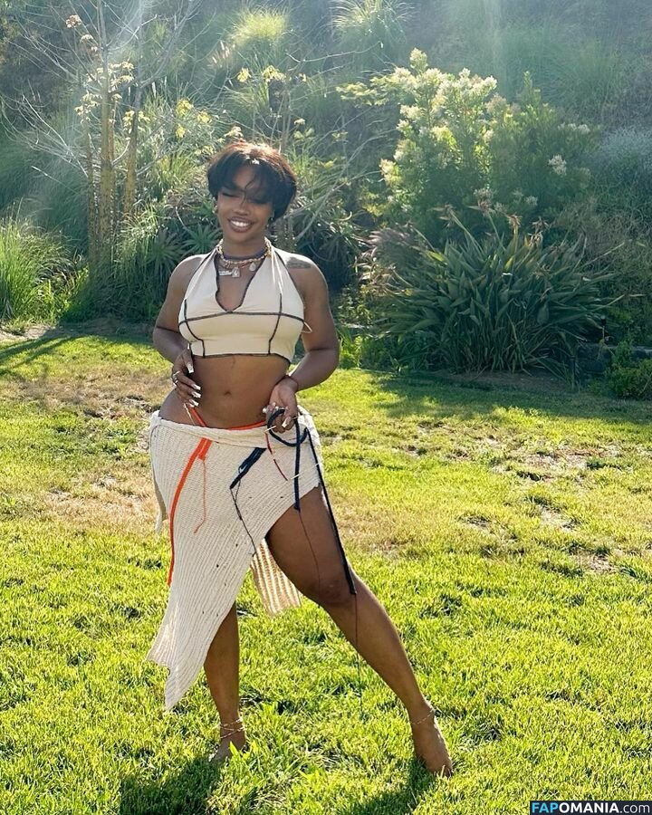 SZA / Solana Rowe / thejad3x Naken OnlyFans  Läckta Foto #57