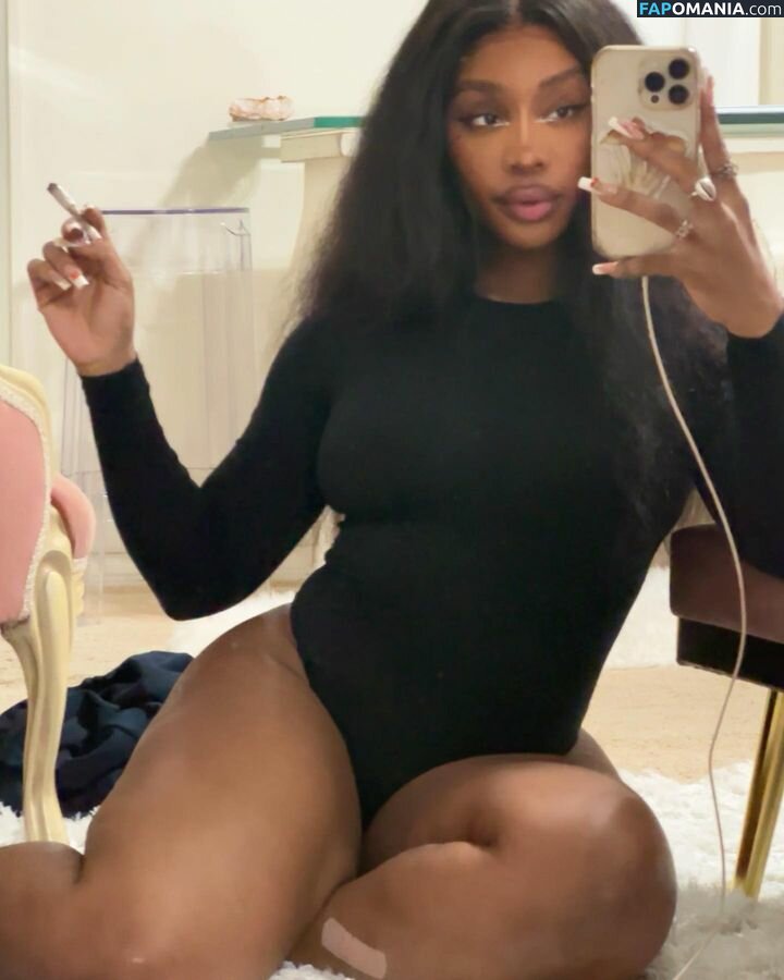 SZA / Solana Rowe / thejad3x Naken OnlyFans  Läckta Foto #60