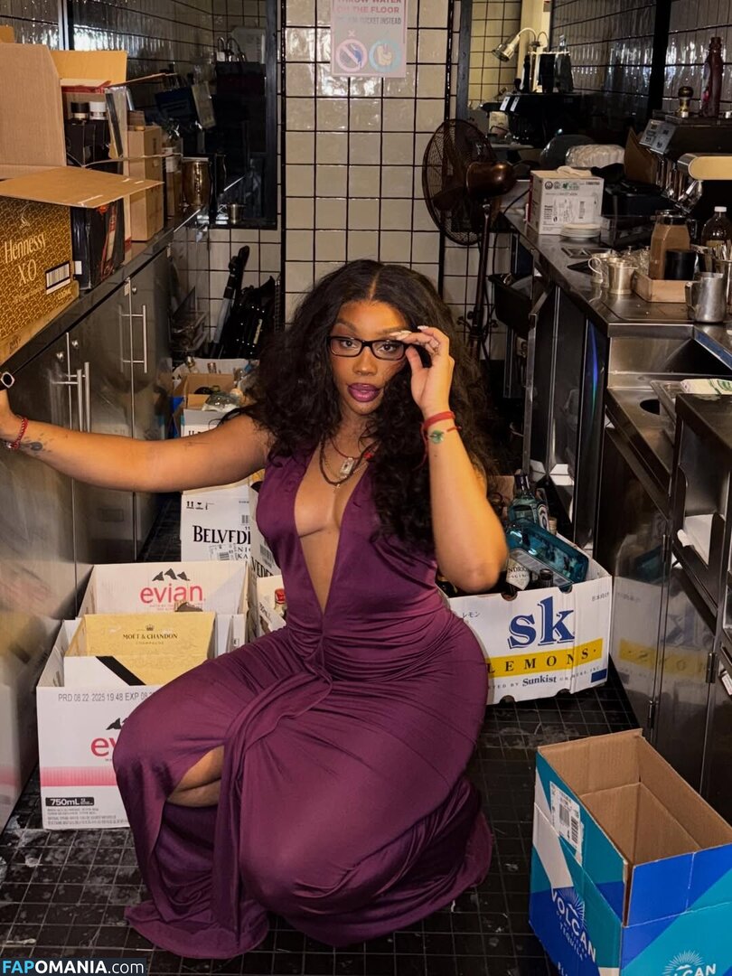 SZA / Solana Rowe / thejad3x Naken OnlyFans  Läckta Foto #233