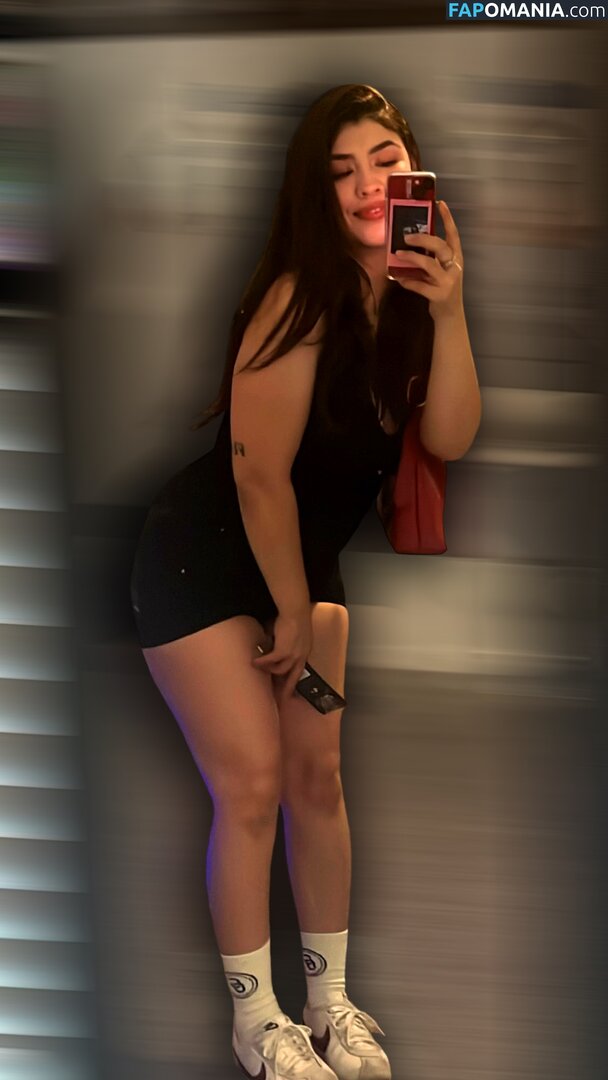 takelilahmae Naken OnlyFans  Läckta Foto #1