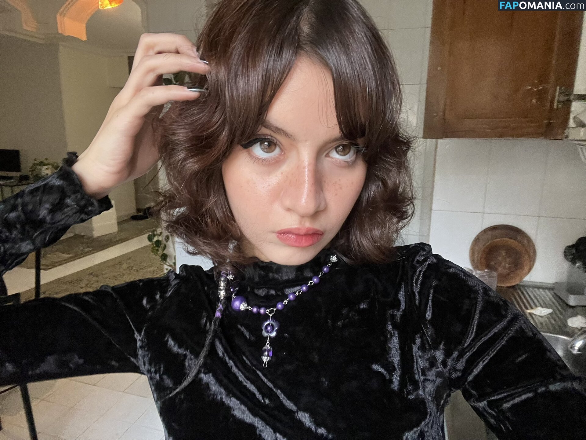 https: / takordack / tinaa.haghani Naken OnlyFans  Läckta Foto #3