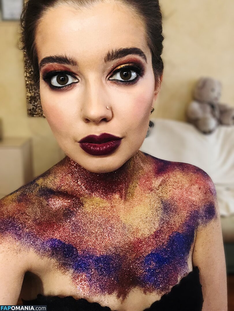 TanuXaPacman / радужная провокаторка Naken OnlyFans  Läckta Foto #2