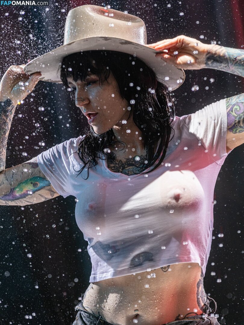 Tara Danielle Southerland / raven_lass Naken OnlyFans  Läckta Foto #2