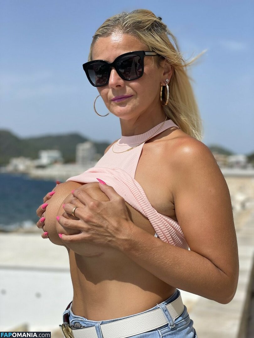 Tarba Firuta / ladydina16 / ladydina163 / niconicoleta088 Naken OnlyFans  Läckta Foto #2