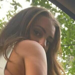 Tavia Sky