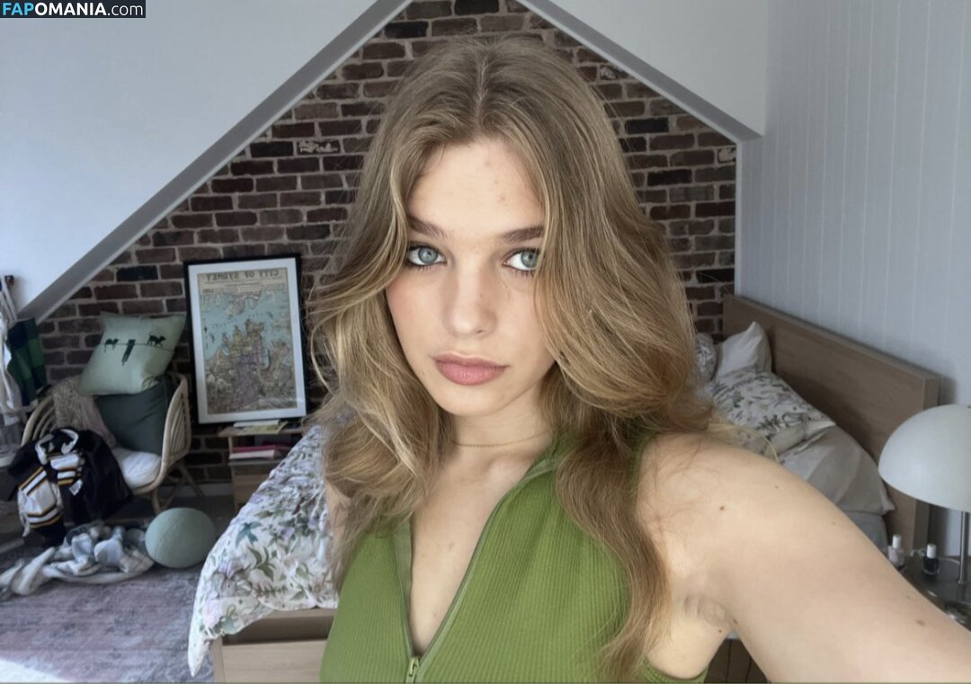 Teagan Croft / teagancroft Naken OnlyFans  Läckta Foto #4