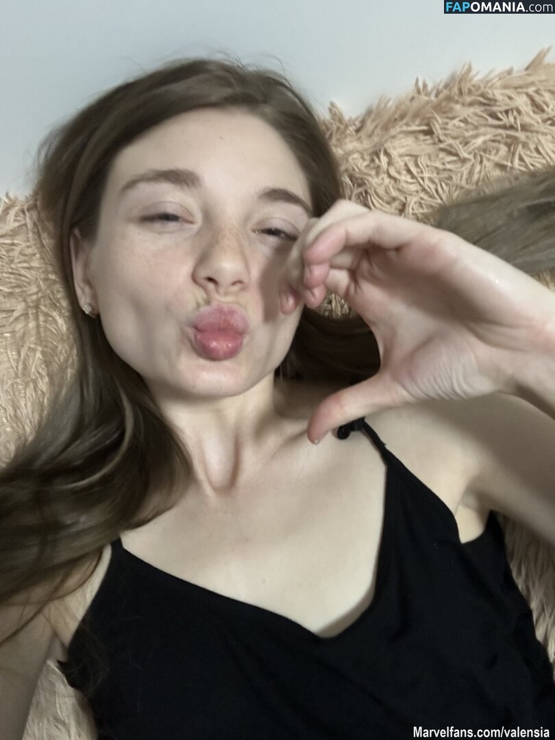 MarvelCharm / TeenMarvel / sabinatomkova Naken OnlyFans  Läckta Foto #82