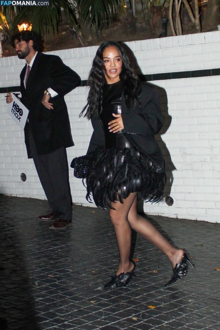Tessa Thompson / tessamaethompson / tessathompsonx Naken OnlyFans  Läckta Foto #4