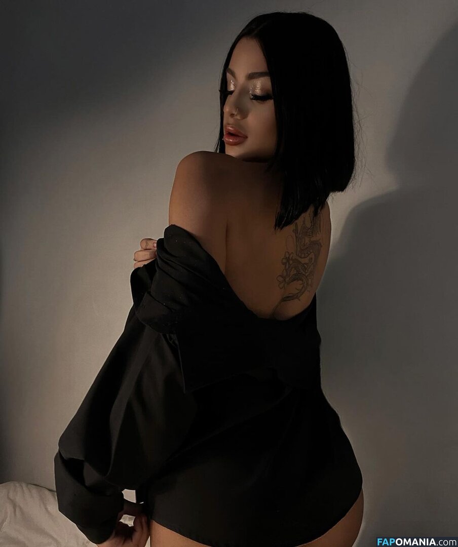 Thaina Rocha / thainaaroch Naken OnlyFans  Läckta Foto #3