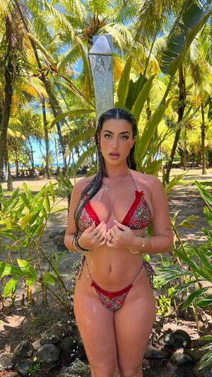 Thaïs