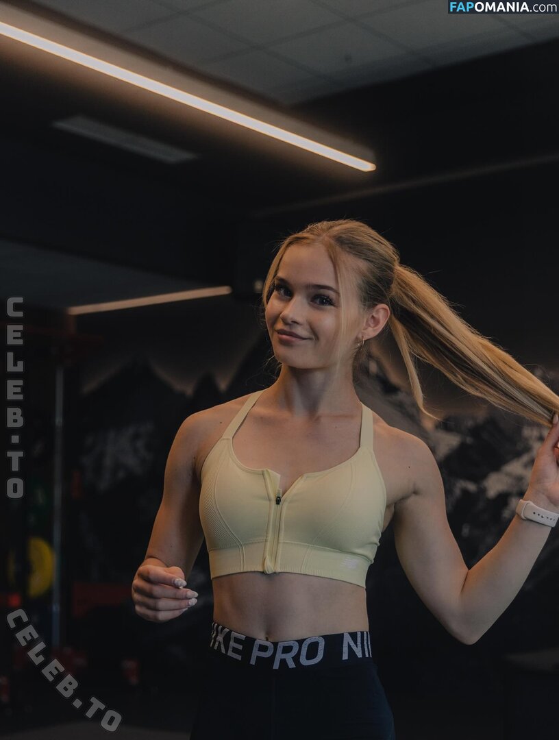 Thatsvroni Naken OnlyFans  Läckta Foto #9