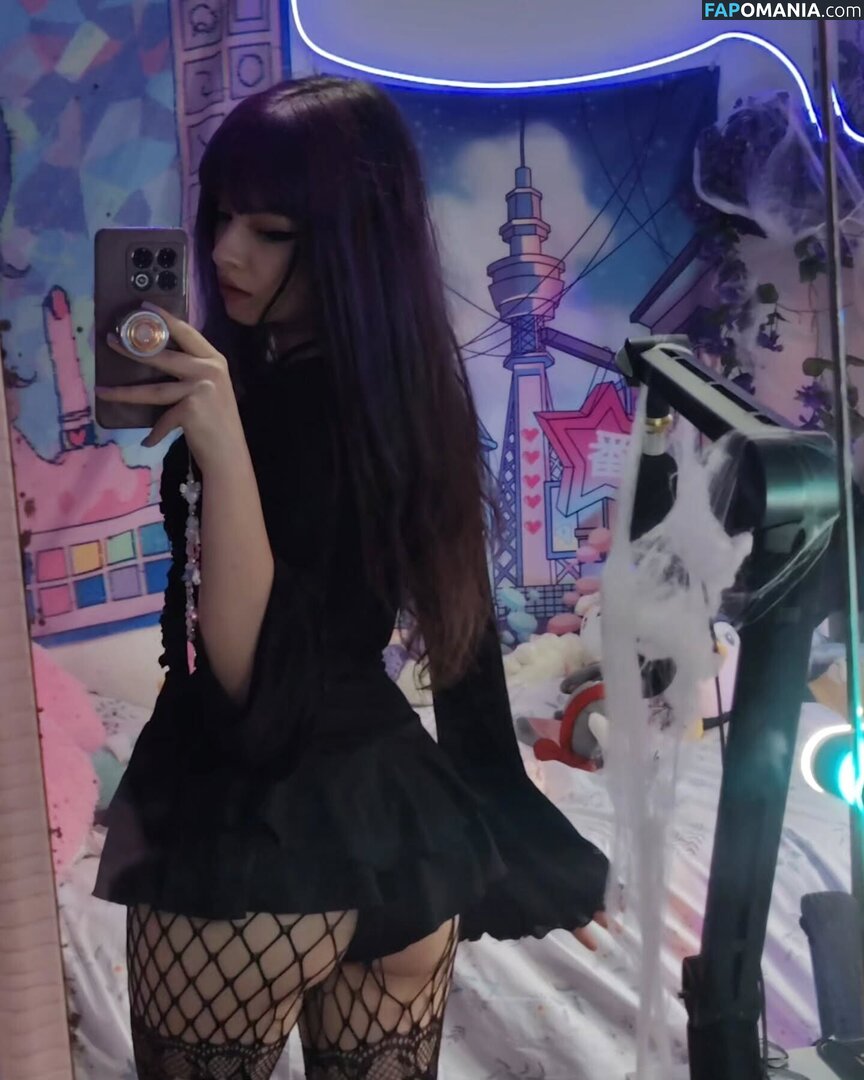 theakaleina Naken OnlyFans  Läckta Foto #12