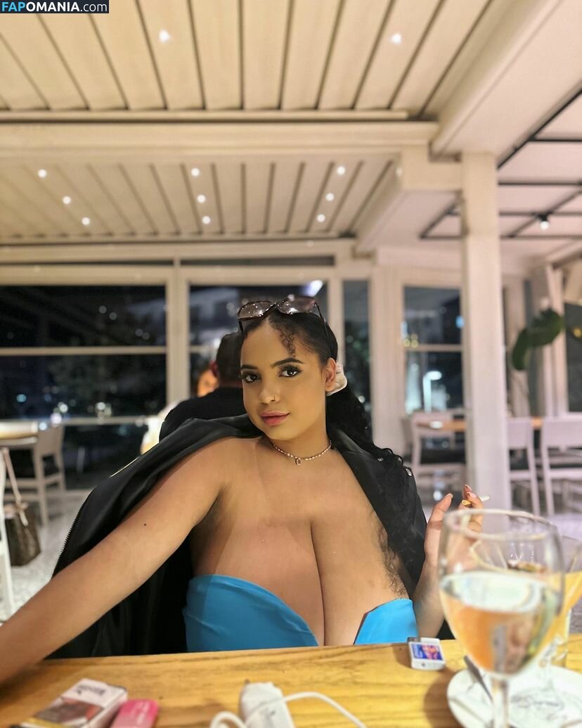 girlinred / thegirlinred0 Naken OnlyFans  Läckta Foto #107