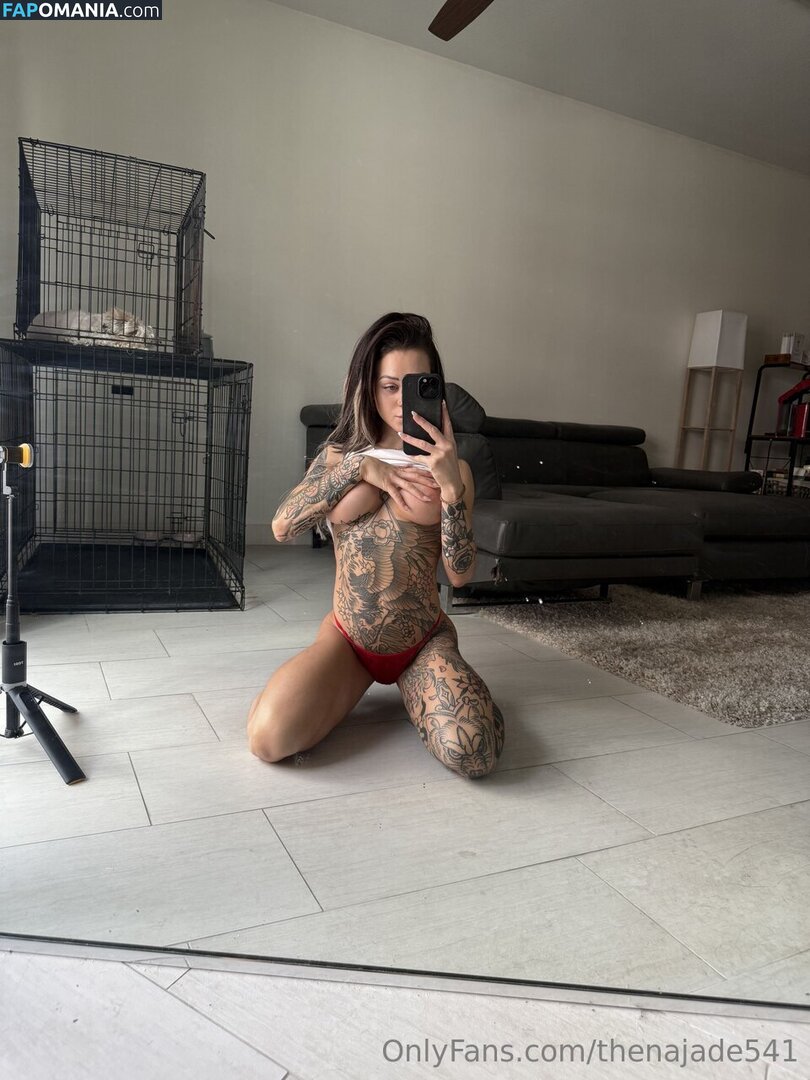 Thenajadeee Naken OnlyFans  Läckta Foto #8