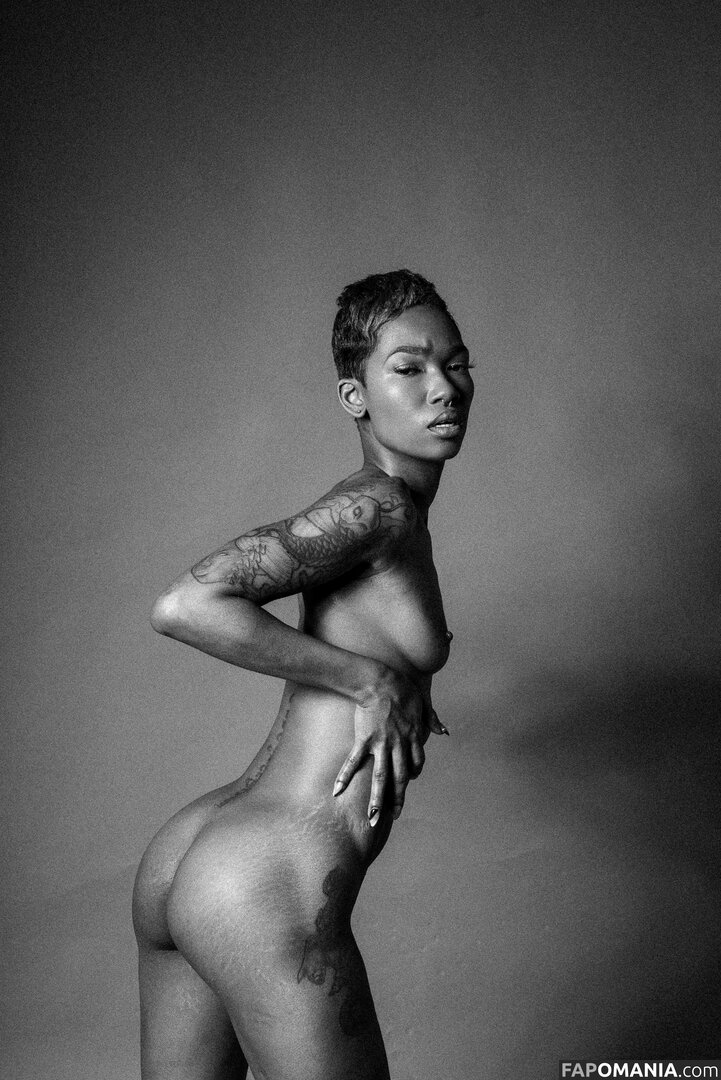 TheRealTiaReid / Tia Reid / corpsdedieu / https: / officialtiareid Naken OnlyFans  Läckta Foto #13