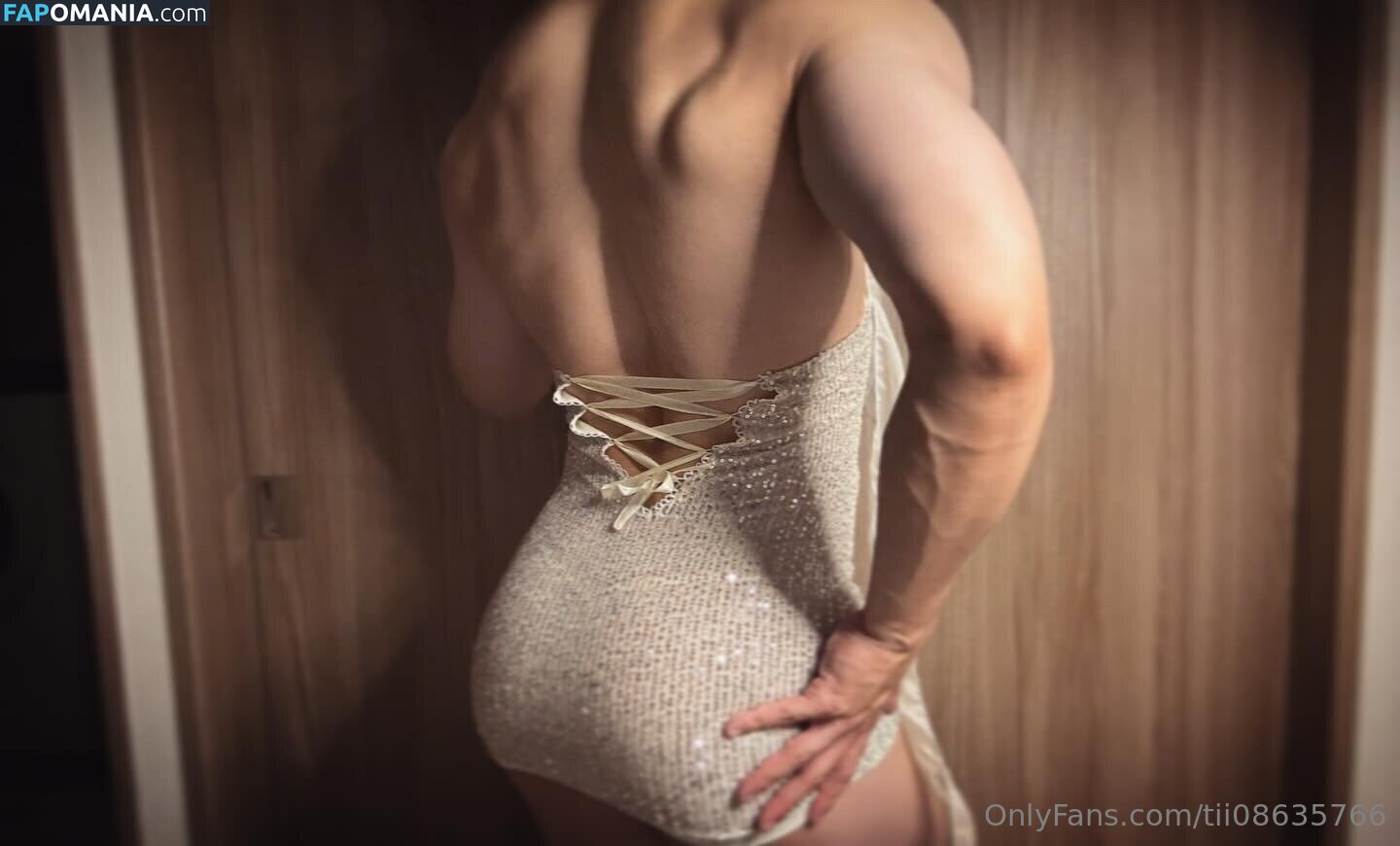 tii08635766 Naken OnlyFans  Läckta Foto #6