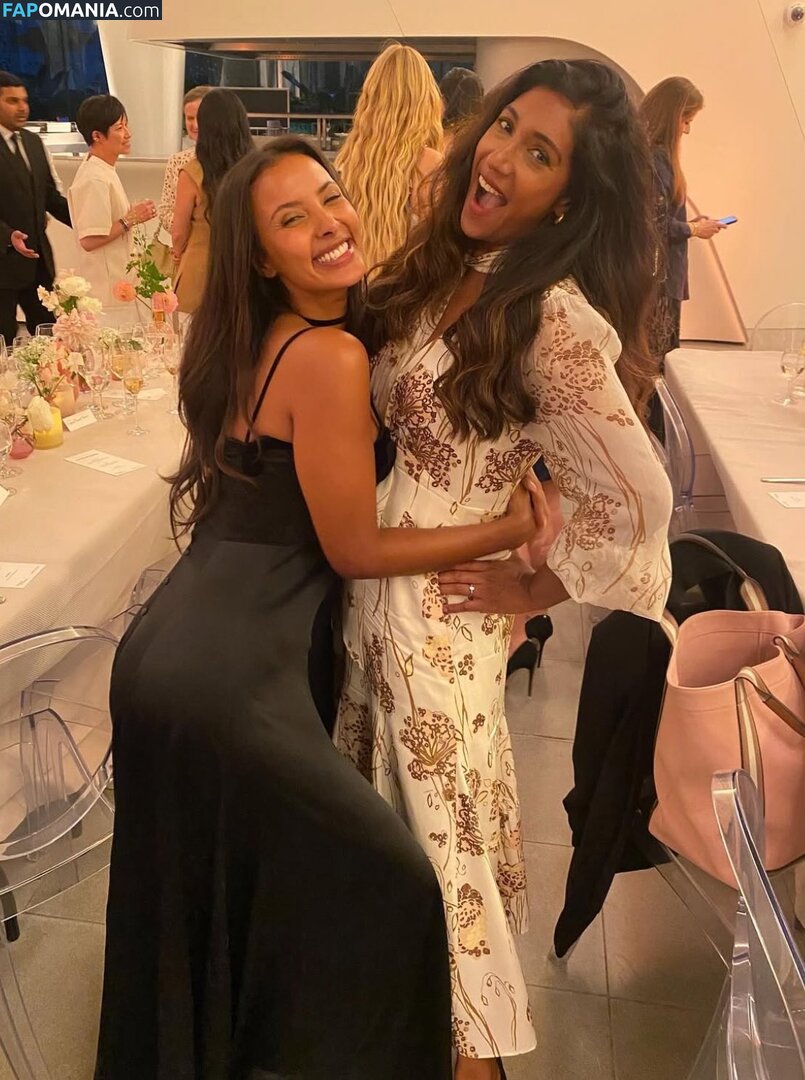 Tina Daheley / https: / tinadaheley Naken OnlyFans  Läckta Foto #7