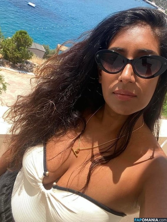 Tina Daheley / https: / tinadaheley Naken OnlyFans  Läckta Foto #12