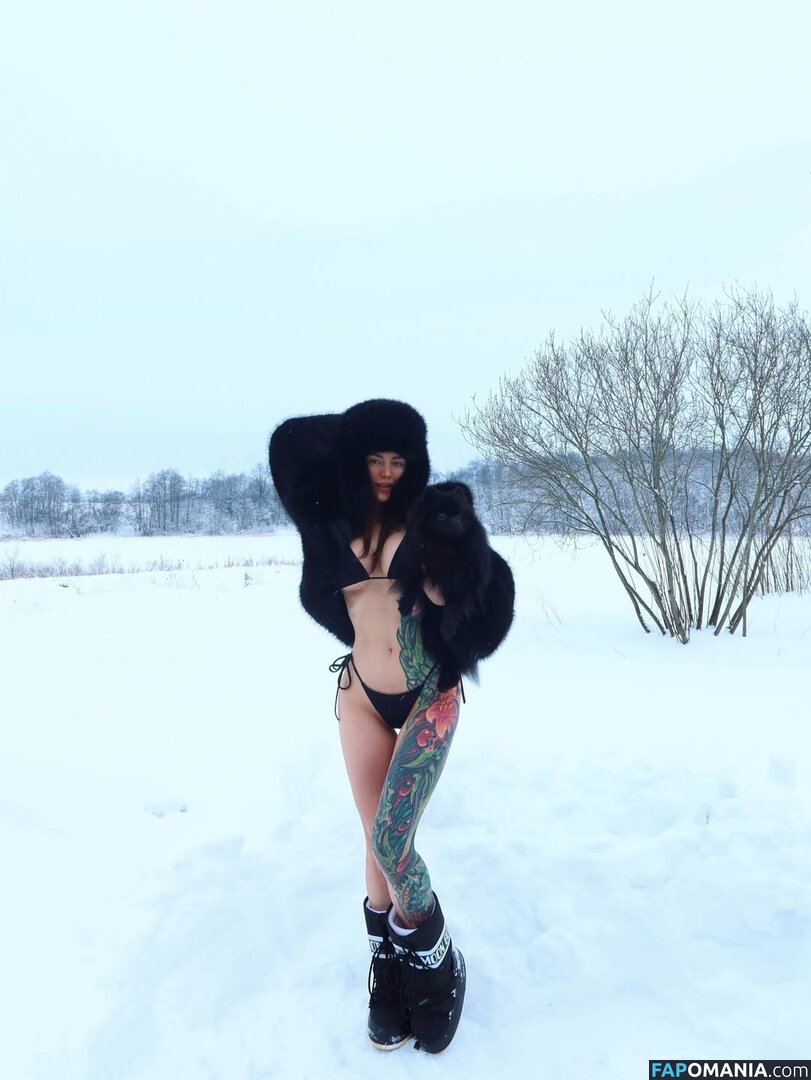 Toma Zhdanova / tomato_mood Naken OnlyFans  Läckta Foto #2