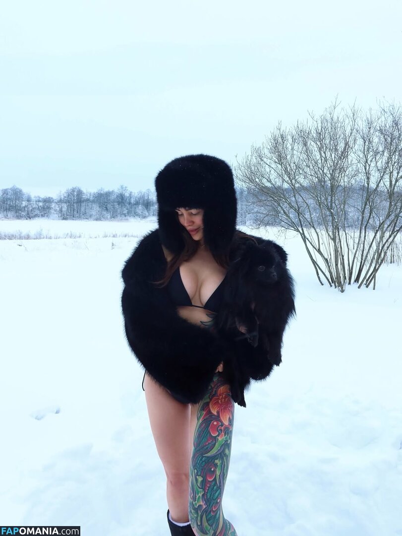 Toma Zhdanova / tomato_mood Naken OnlyFans  Läckta Foto #5