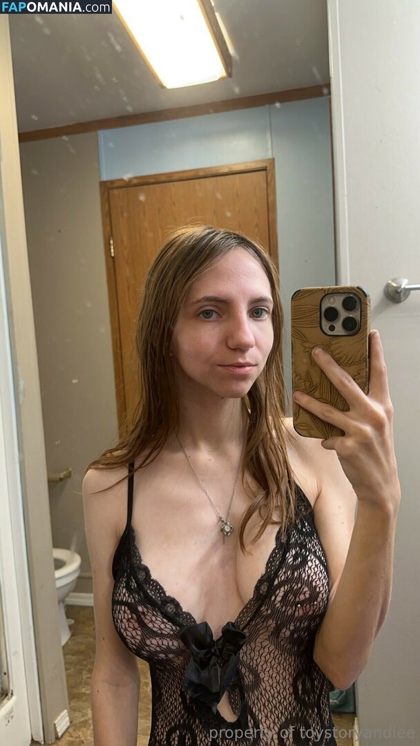 JustinTheTortle / ToyStoryAndiee / andie.out.here Naken OnlyFans  Läckta Foto #1