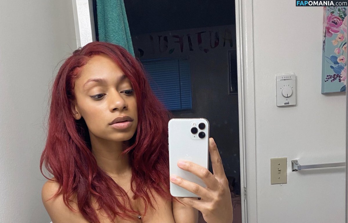 enchantingnaomi / oldwas kinkytbaby1 / tpnaomi Naken OnlyFans  Läckta Foto #34