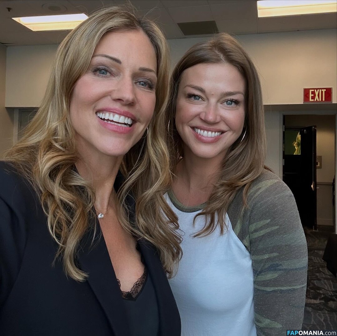 Cylon / Tricia Helfer / officialtriciahelfer / triciahelfer Naken OnlyFans  Läckta Foto #168
