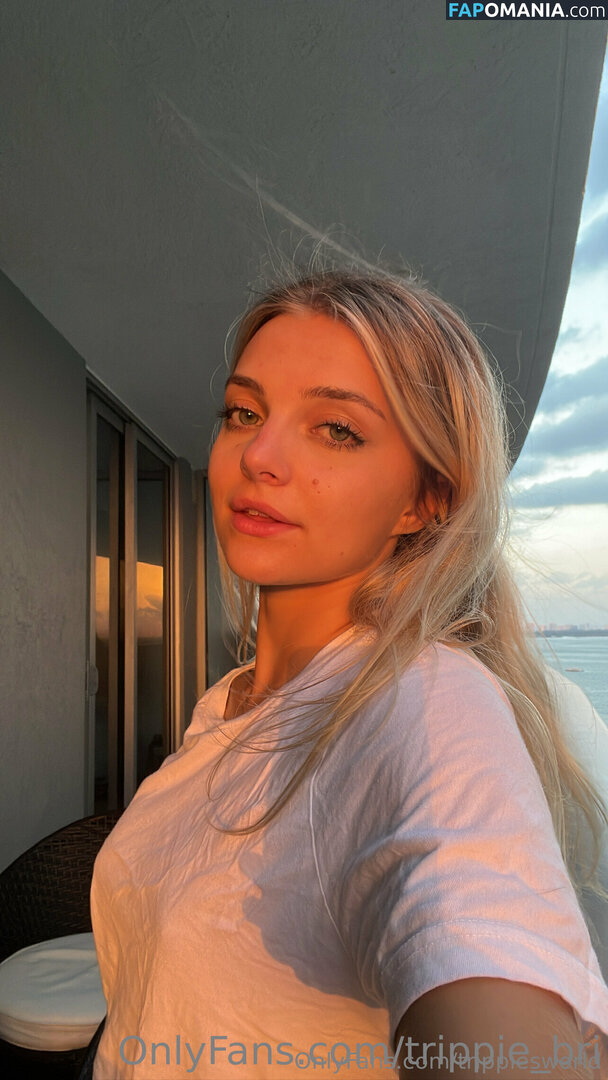trippie.bri / trippiesworld Naken OnlyFans  Läckta Foto #10