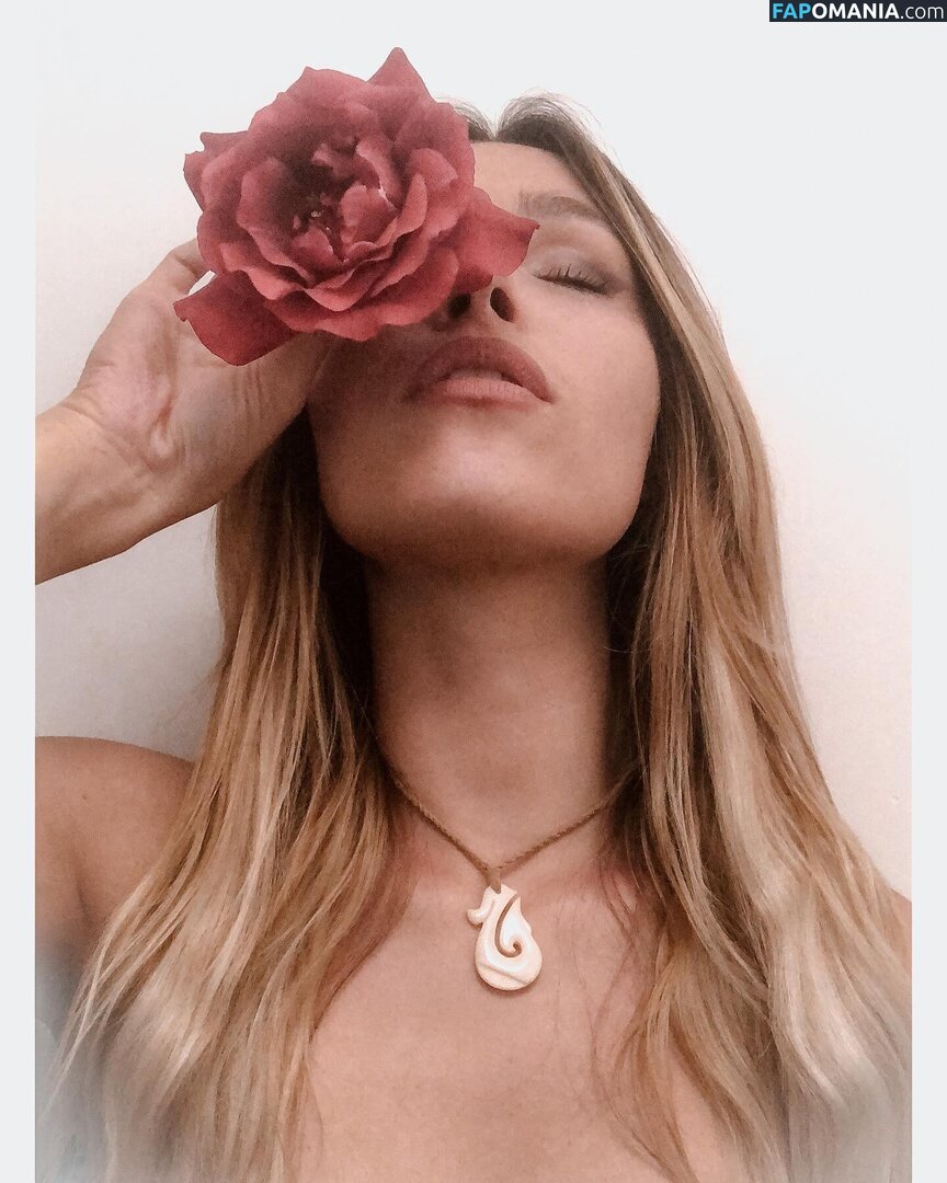 Tslanaxoxo / Yourlanatgirl / Yourlittlelana Naken OnlyFans  Läckta Foto #76