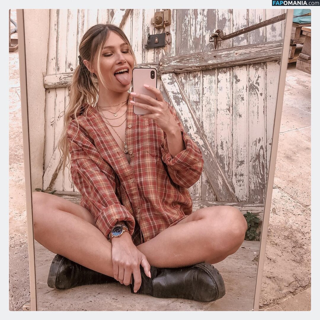 Tslanaxoxo / Yourlanatgirl / Yourlittlelana Naken OnlyFans  Läckta Foto #82