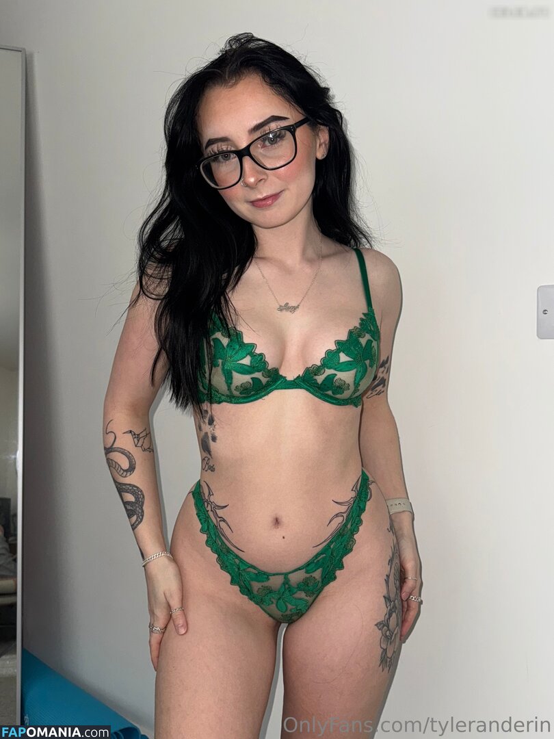 Tyler and Erin Naken OnlyFans  Läckta Foto #3