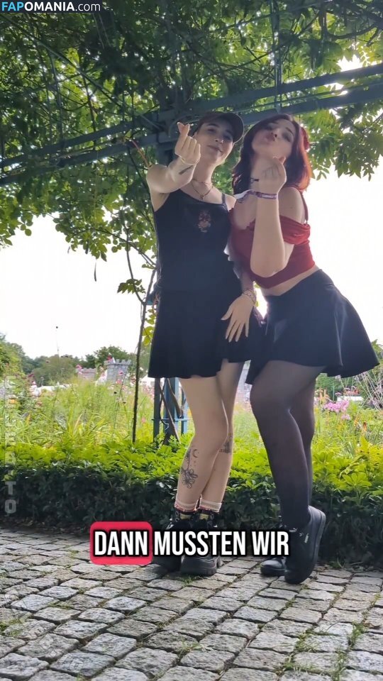 https: / typicallylotti Naken OnlyFans  Läckta Foto #4