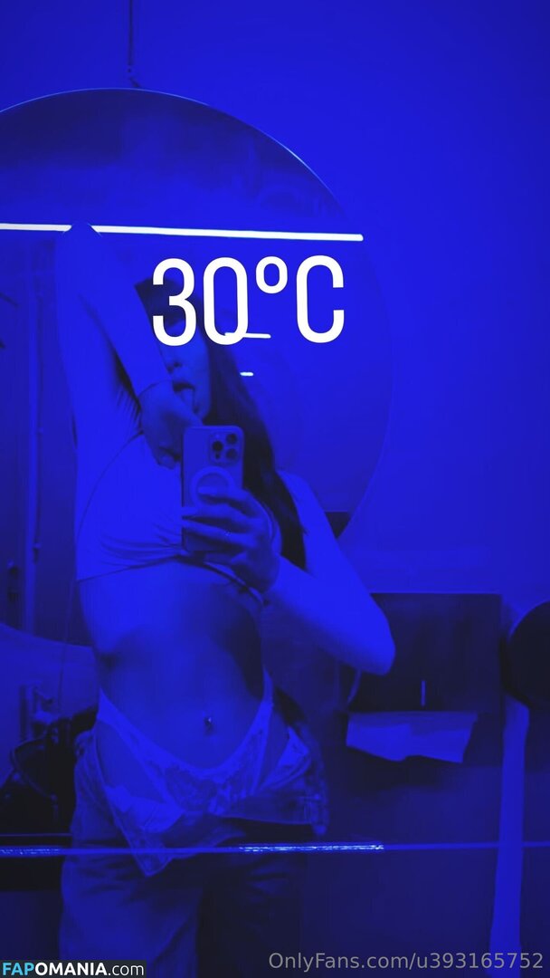 u393165752 Naken OnlyFans  Läckta Foto #6