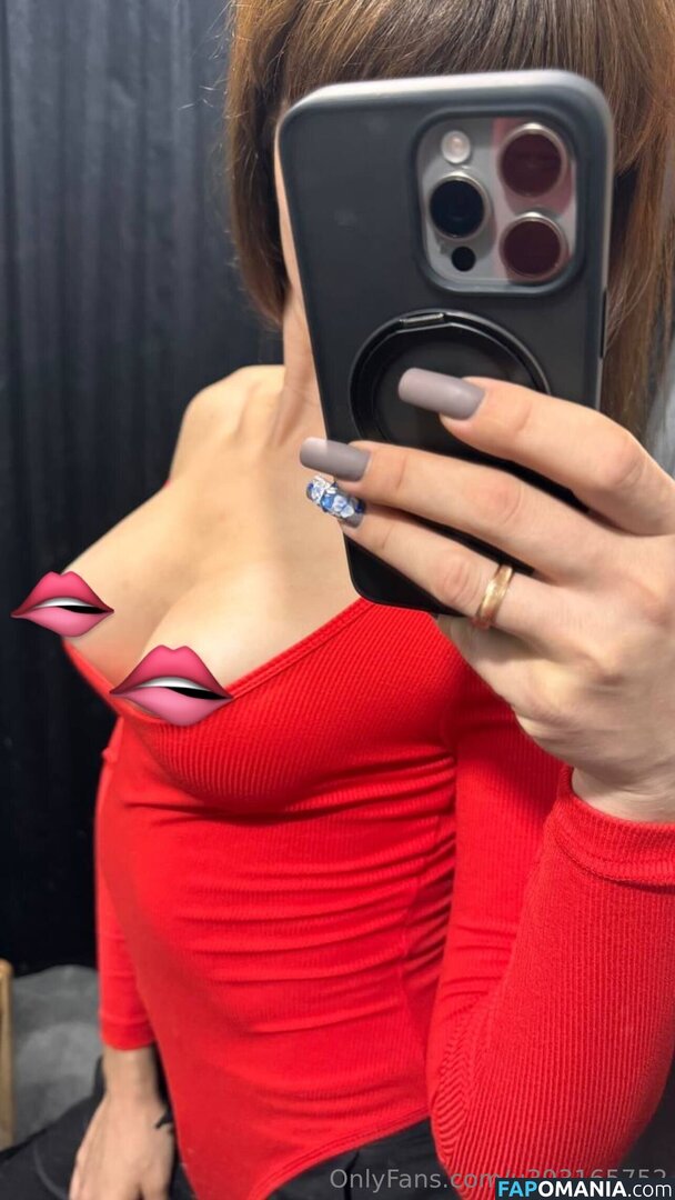 u393165752 Naken OnlyFans  Läckta Foto #7