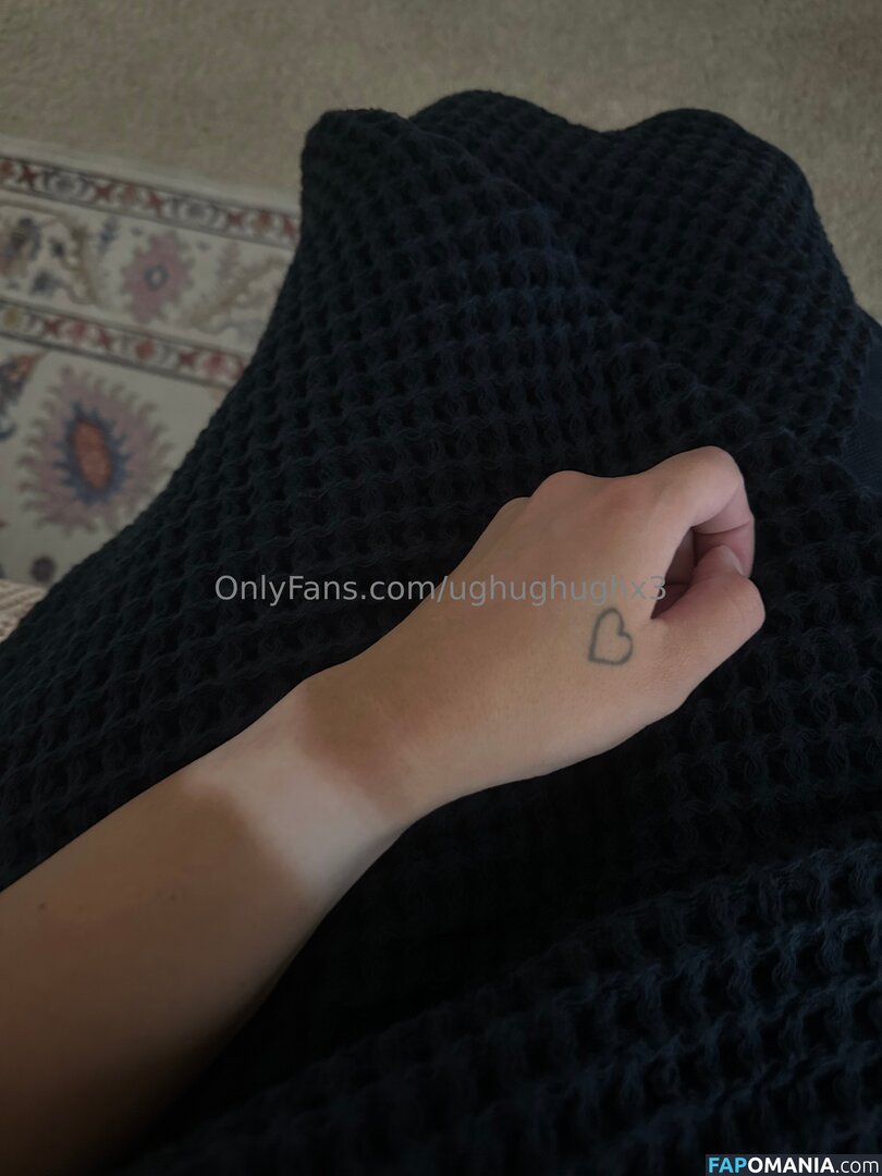 ughughughx3 Naken OnlyFans  Läckta Foto #2