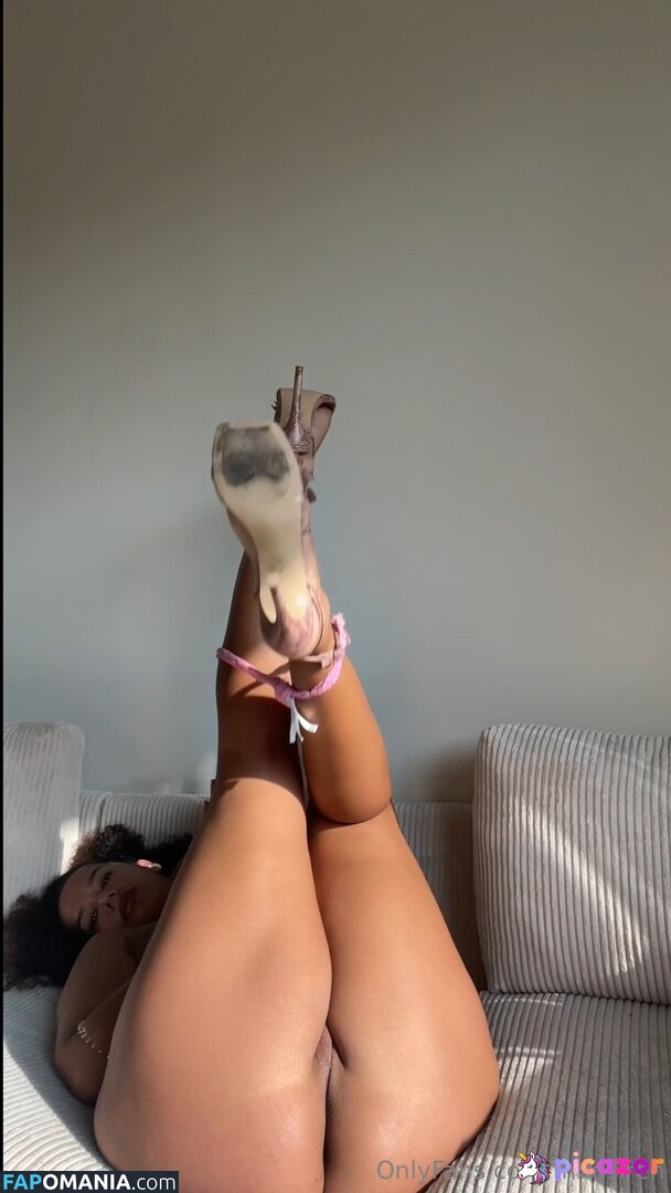 mxdsiren / umshanny Naken OnlyFans  Läckta Foto #1
