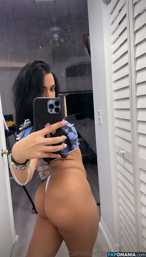 dreacarolina / urfavlatiina Naken OnlyFans  Läckta Foto #1