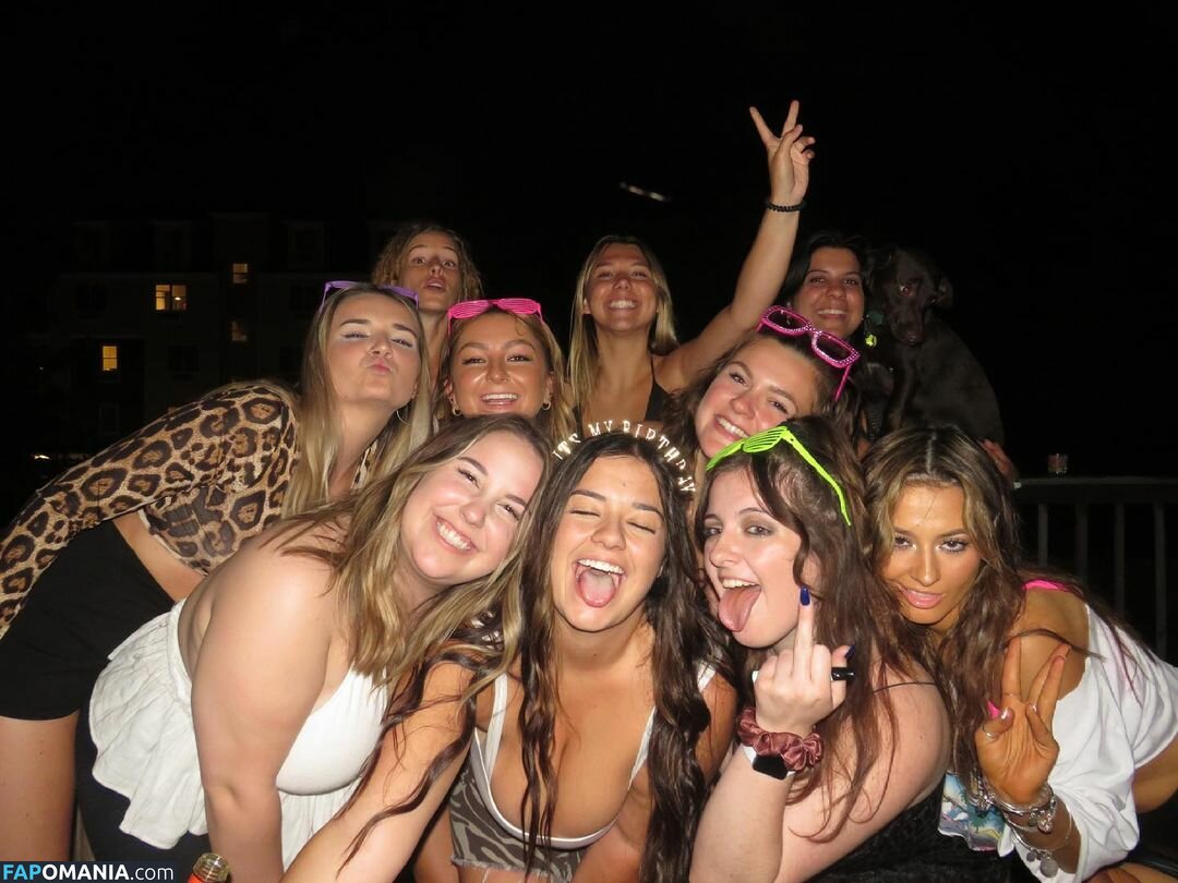 Valerie / valerie.c_ / valerieq01 Naken OnlyFans  Läckta Foto #13