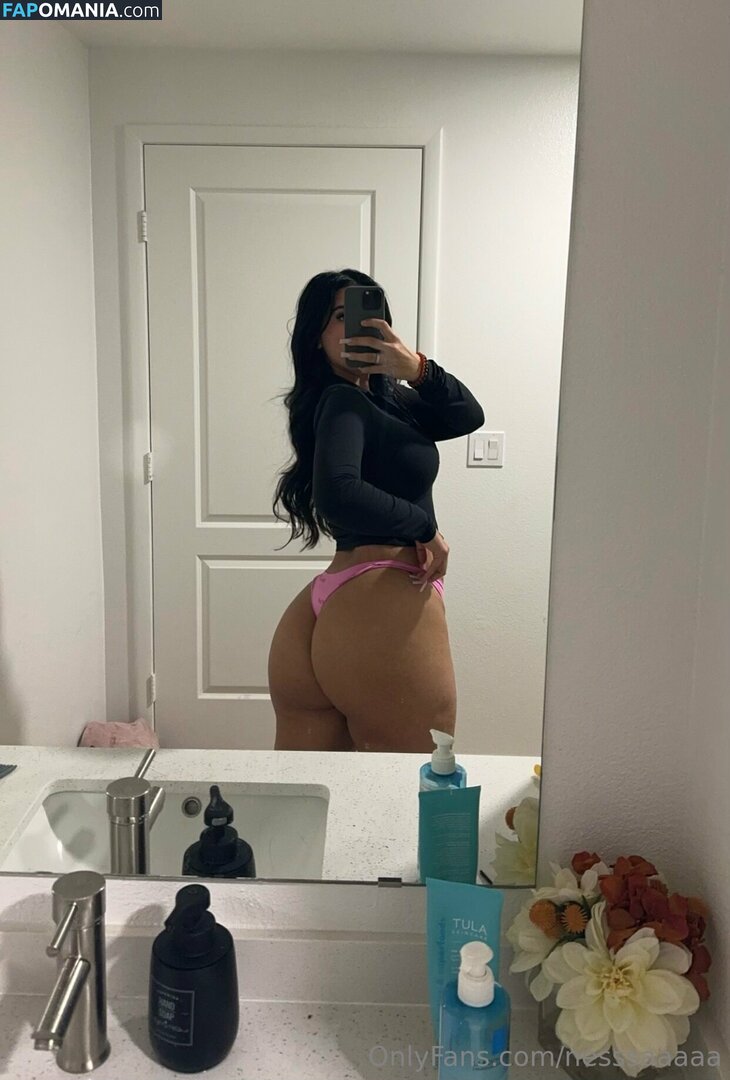 marievanessaxo / nesssaaaaa / vanessaamaarie Naken OnlyFans  Läckta Foto #5