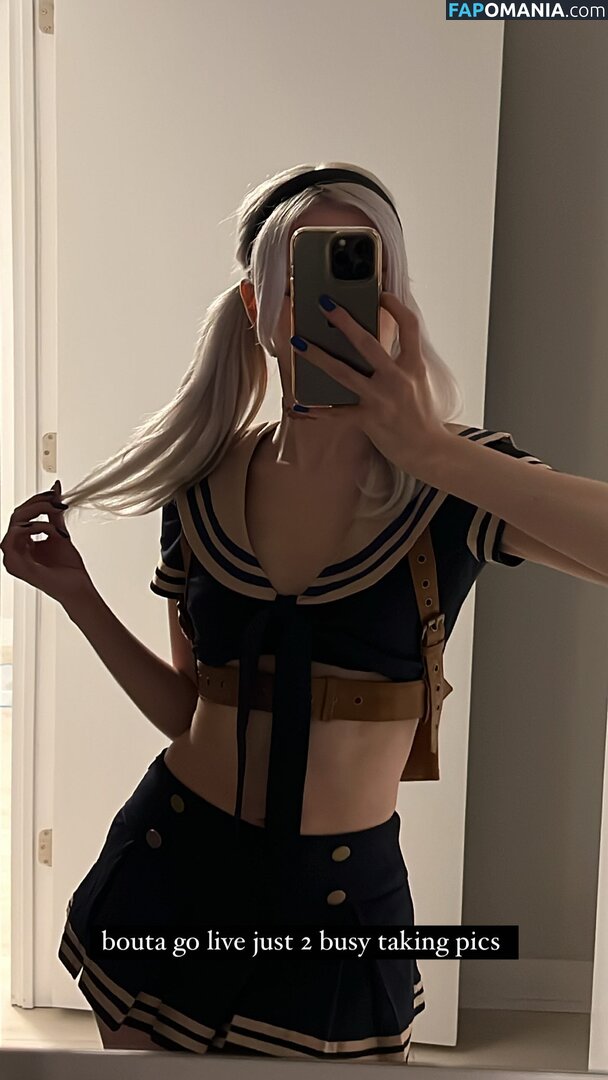 froggyinwell / v33froggy / veefroggy / veronika Naken OnlyFans  Läckta Foto #1