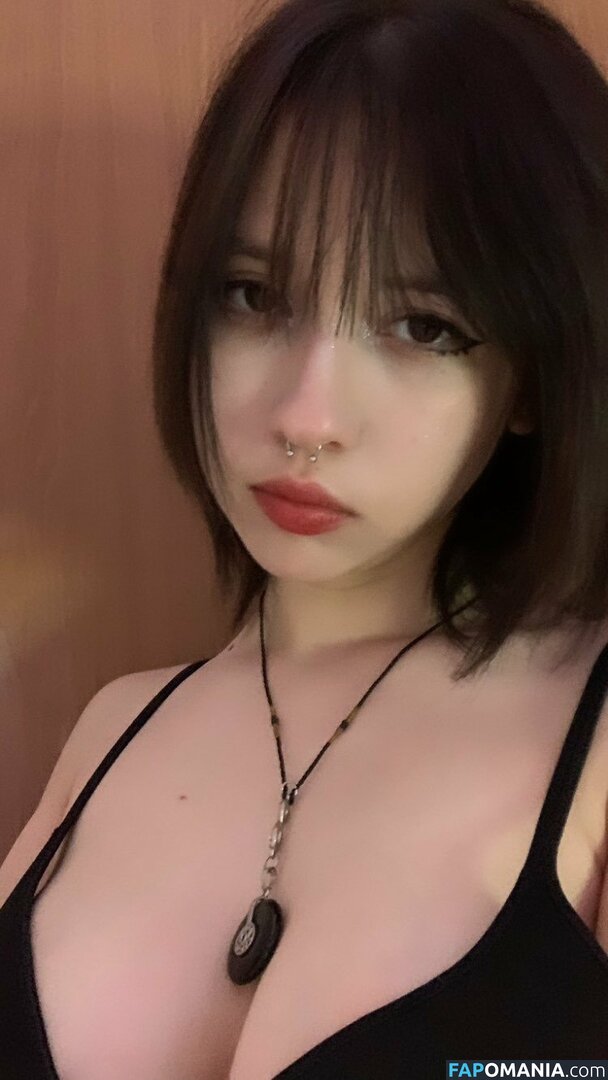 kusuoveki / kusuovk / vekikusuo / vekita / vekitk Naken OnlyFans  Läckta Foto #11