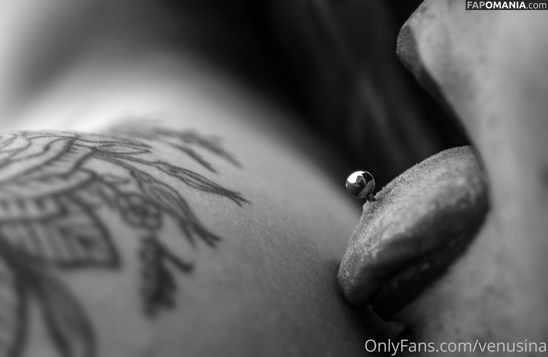 venusina Naken OnlyFans  Läckta Foto #4