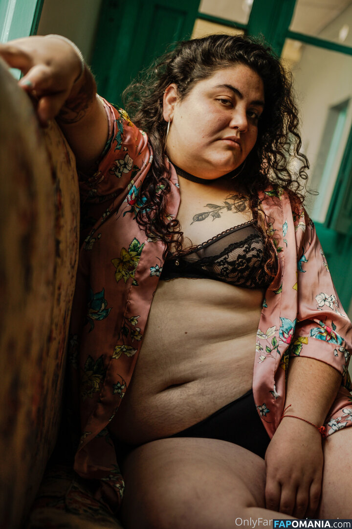 venusina Naken OnlyFans  Läckta Foto #6