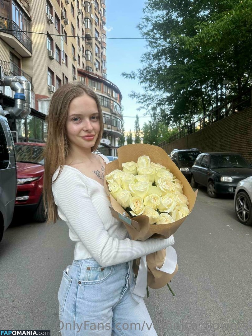 mzlovinmyself / veronica_flowers Naken OnlyFans  Läckta Foto #11