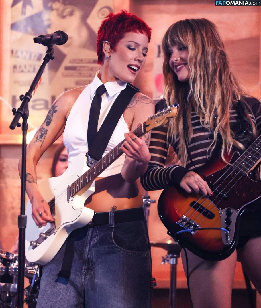 Maneskin bassist / Victoria De Angelis / vicdeangelis Naken OnlyFans  Läckta Foto #1079