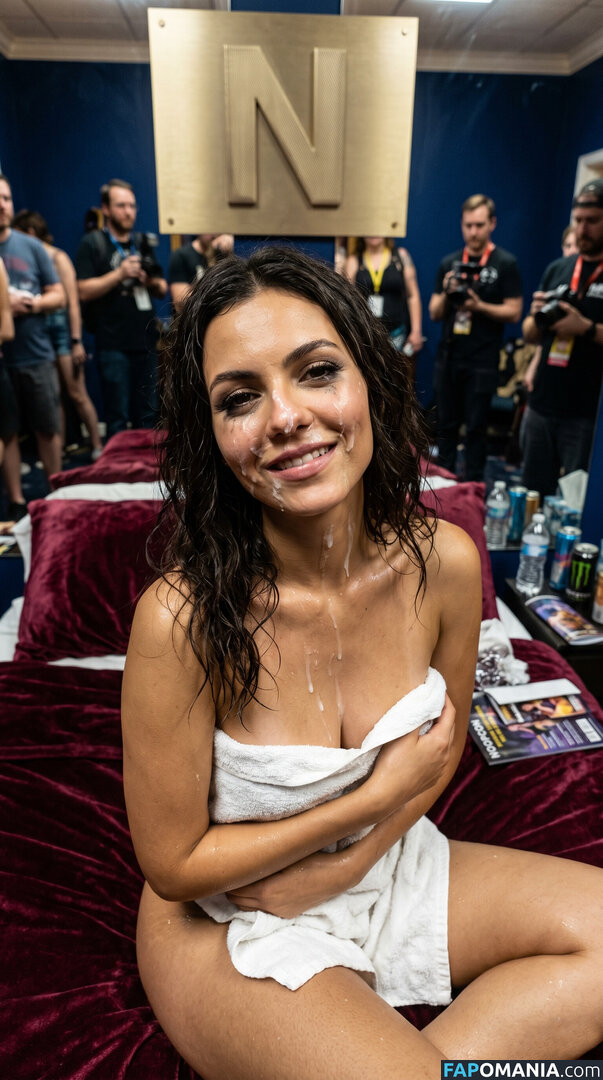 Victoria Justice / https: / victoriajustice Naken OnlyFans  Läckta Foto #92