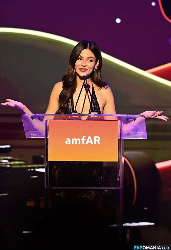 Victoria Justice / https: / victoriajustice Naken OnlyFans  Läckta Foto #111