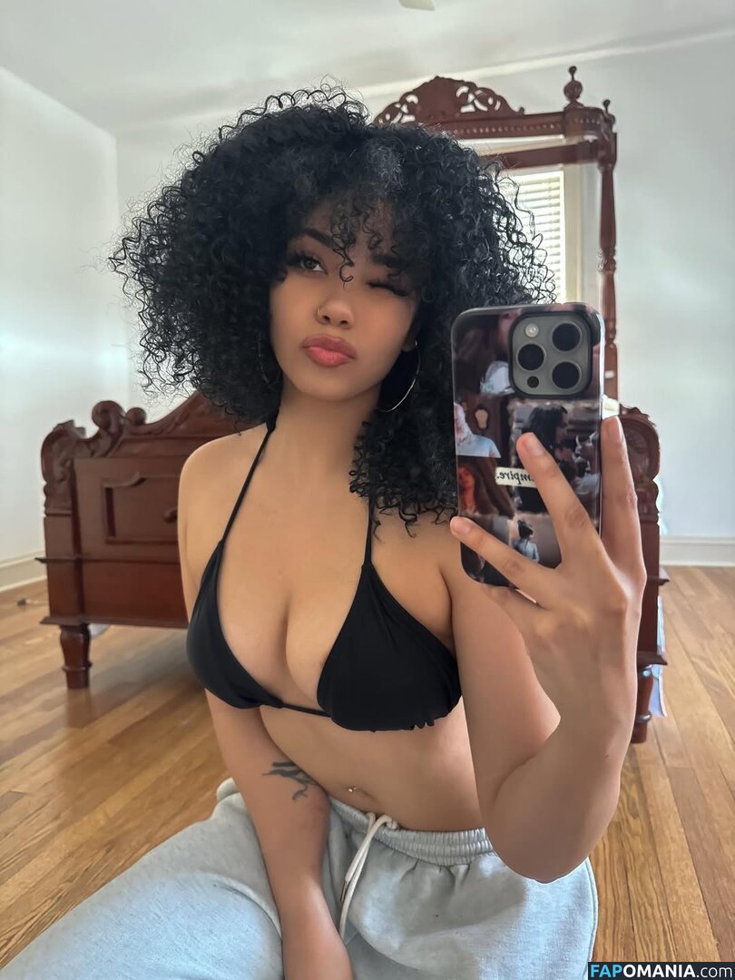 Victoria Vonne / pixieonyxx Naken OnlyFans  Läckta Foto #3