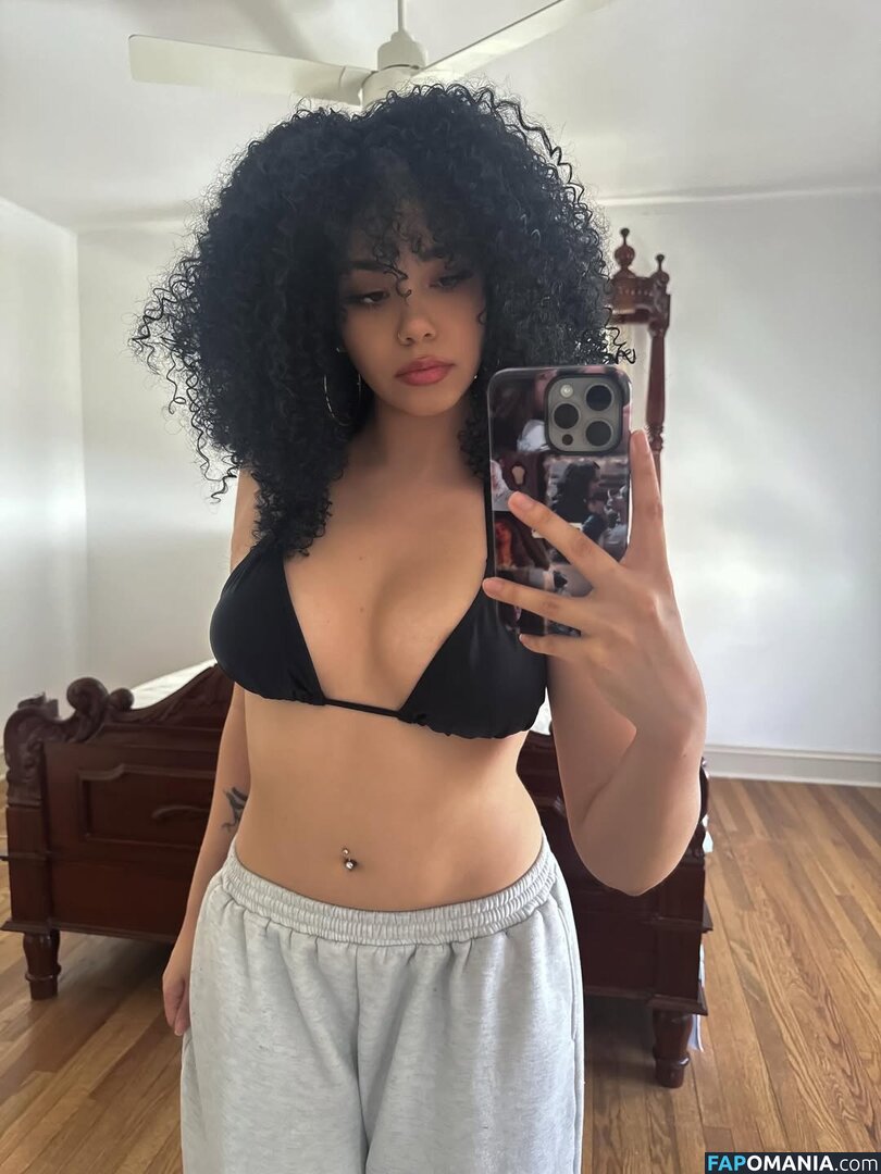 Victoria Vonne / pixieonyxx Naken OnlyFans  Läckta Foto #4